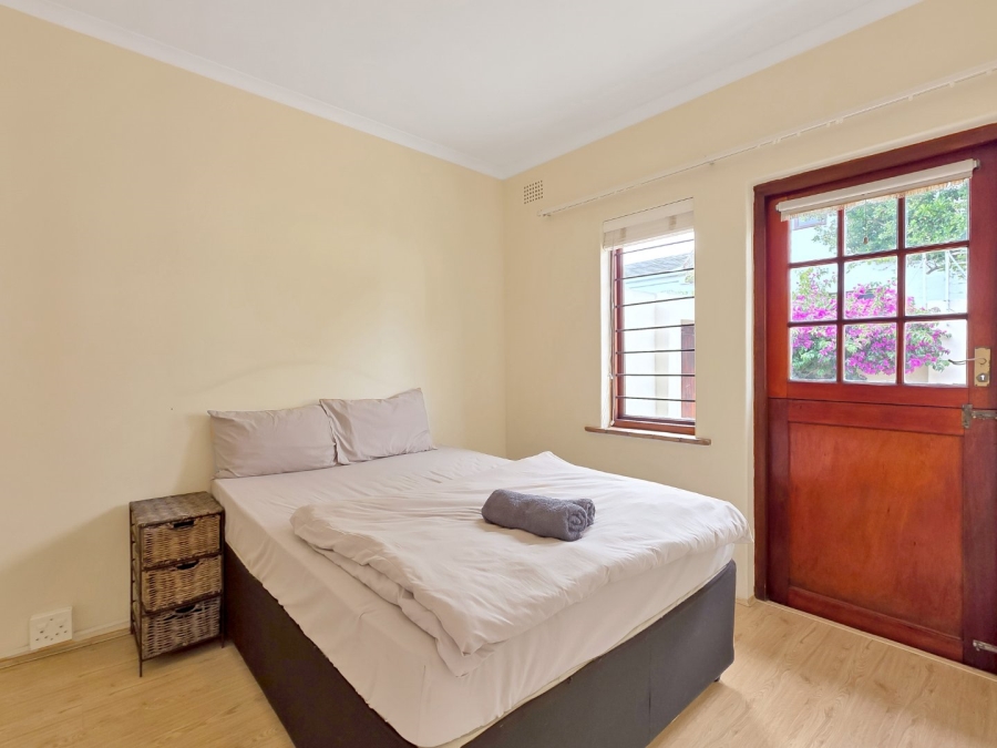 1 Bedroom Property for Sale in Bloubergrant Western Cape